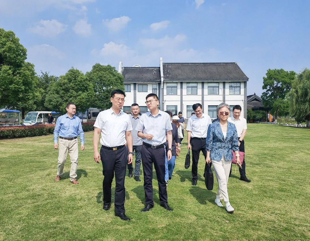 孙秀峰带队赴钟楼区开展专项民主监督现场调研